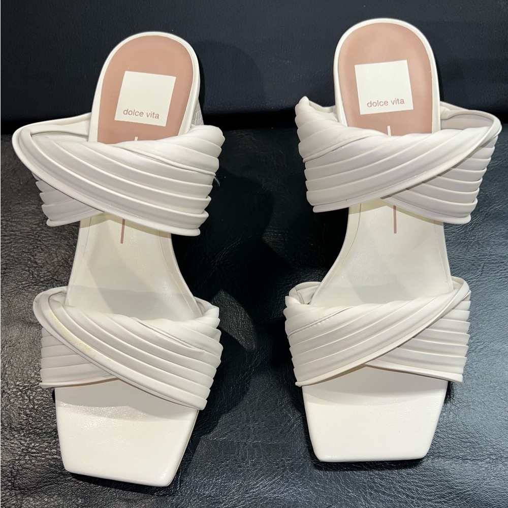 Dolce Vida size 8.5 Ivory Heels
